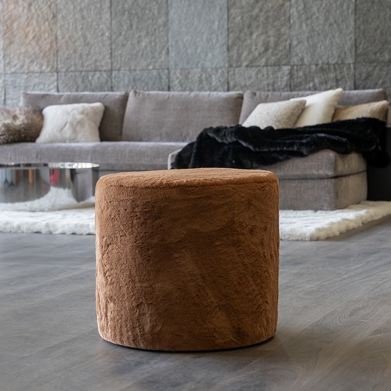 Carma Hocker mit Webfellbezug, rund